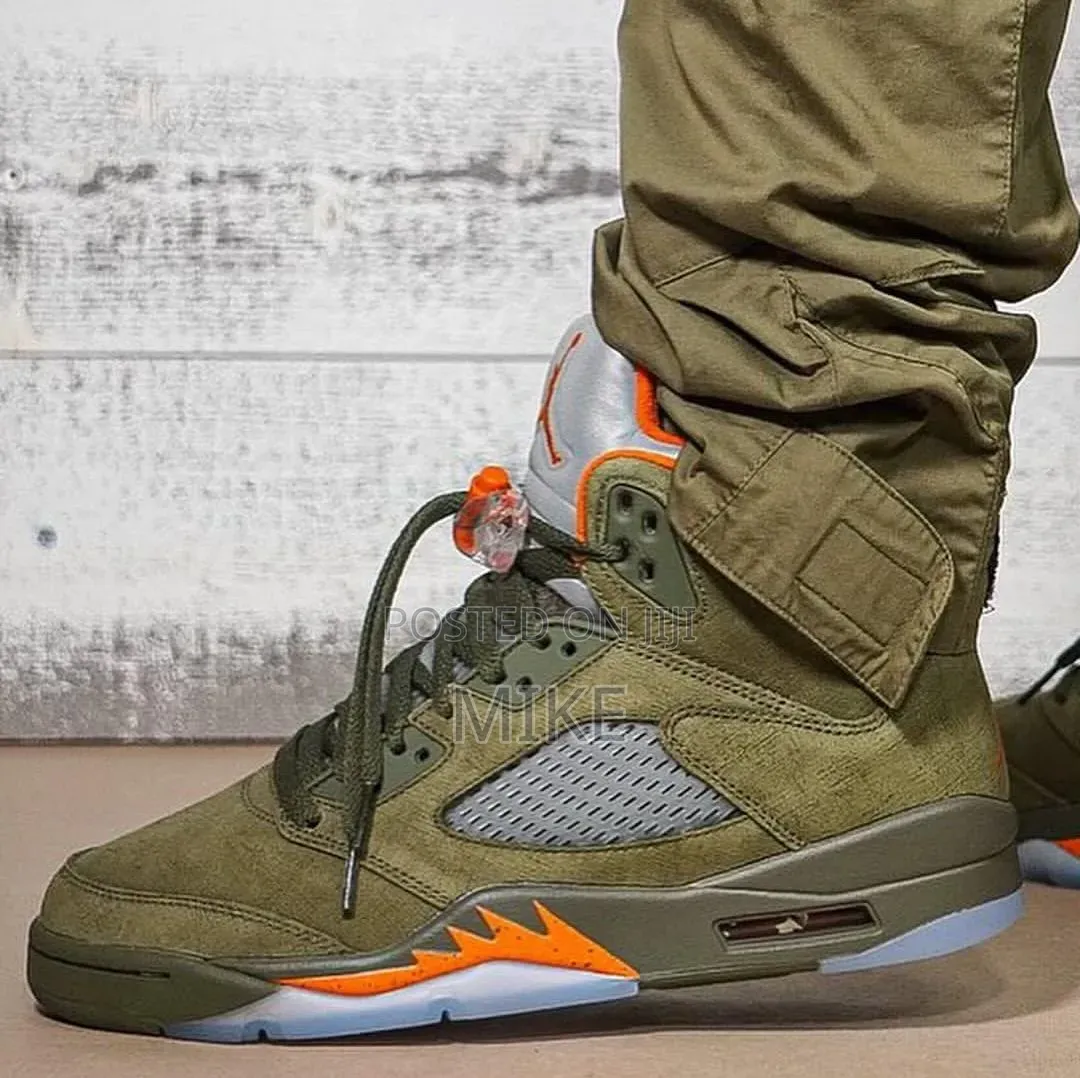 Jordan 4 Medium Olive