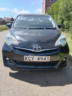 Toyota Ractis 1.5 AWD 2012 Black
