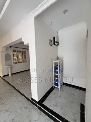 3bdrm Bungalow in Kimunyu, Kenyatta Road / Theta  for rent
