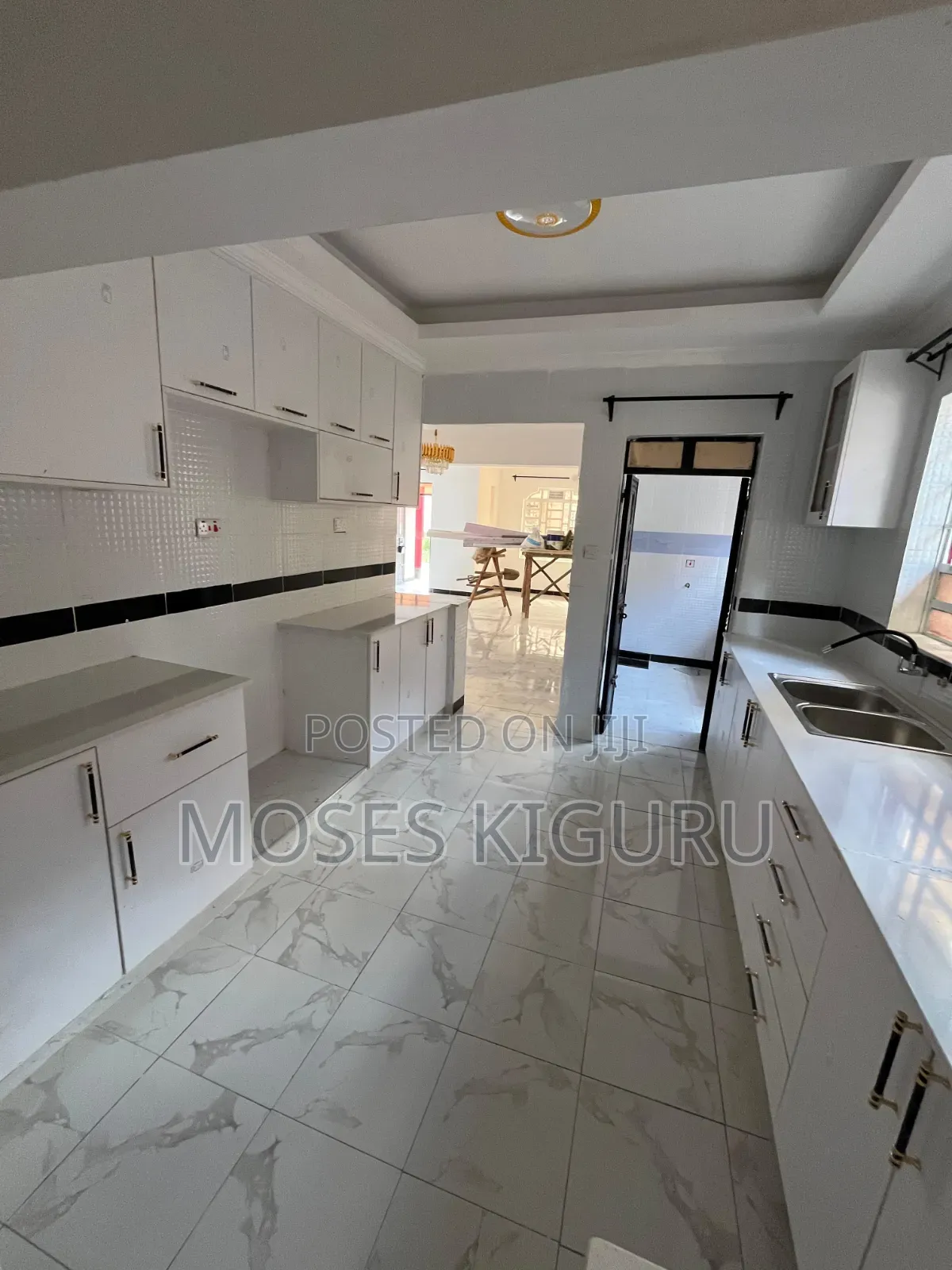 3bdrm Bungalow in Kimunyu, Kenyatta Road / Theta  for rent