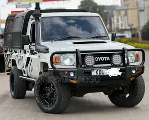 Toyota Land Cruiser 76 Series 2023 Silver