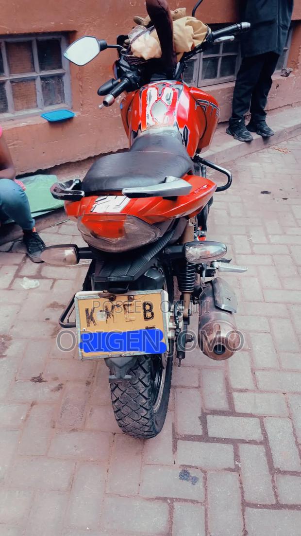 TVS Apache 180 RTR 2018 Red - thumbnail 4