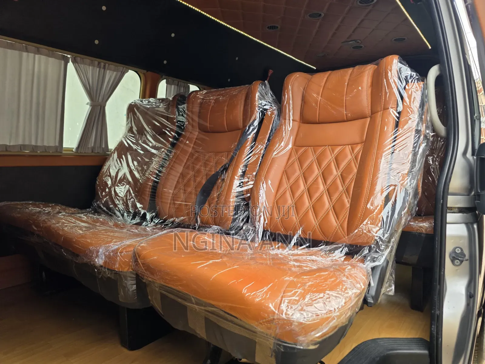 Toyota HiAce 2019 Silver