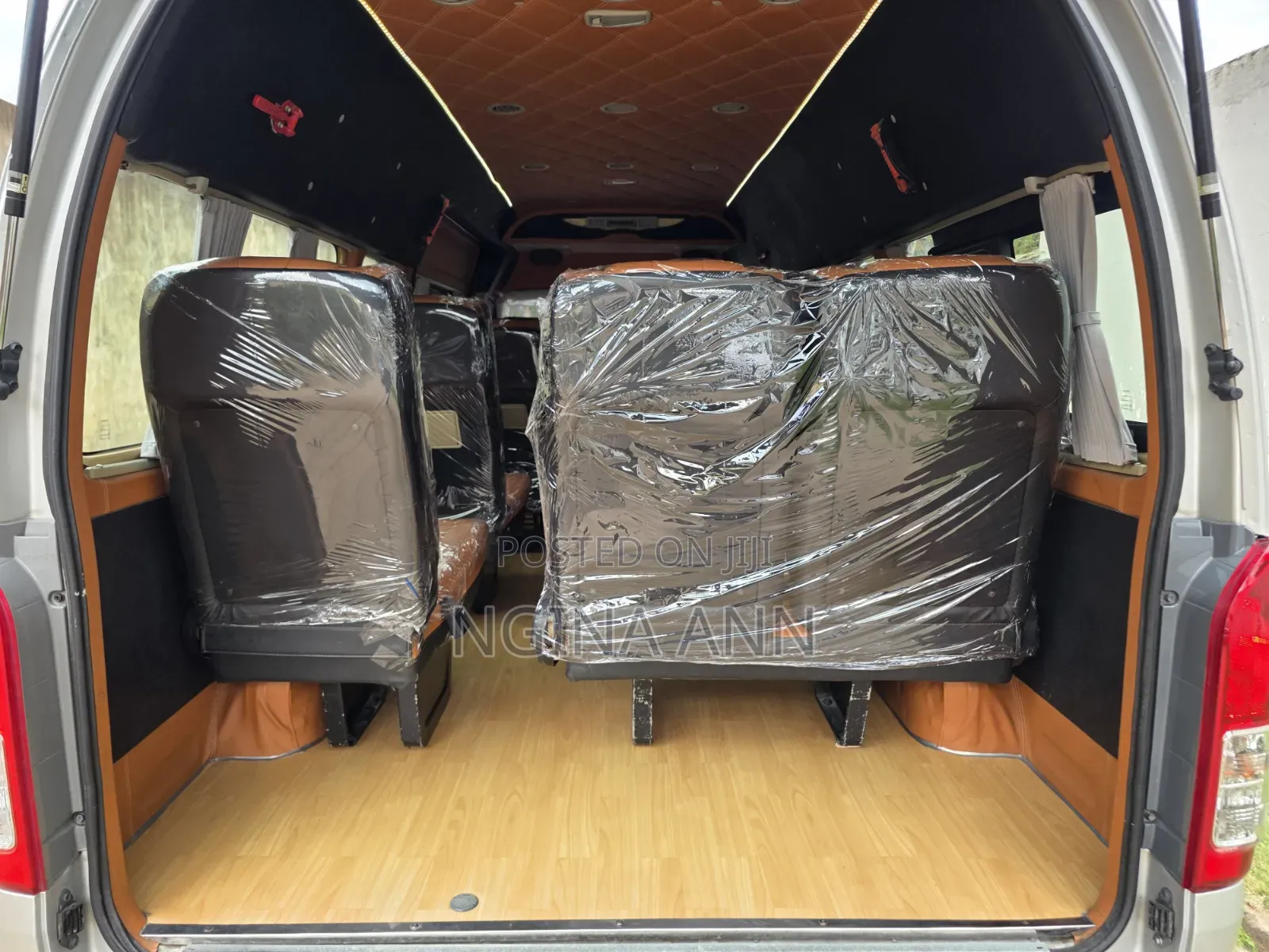 Toyota HiAce 2019 Silver