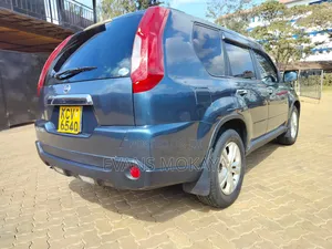 Nissan X-Trail 2012 Blue