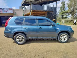 Nissan X-Trail 2012 Blue