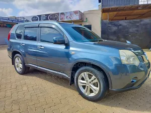 Nissan X-Trail 2012 Blue