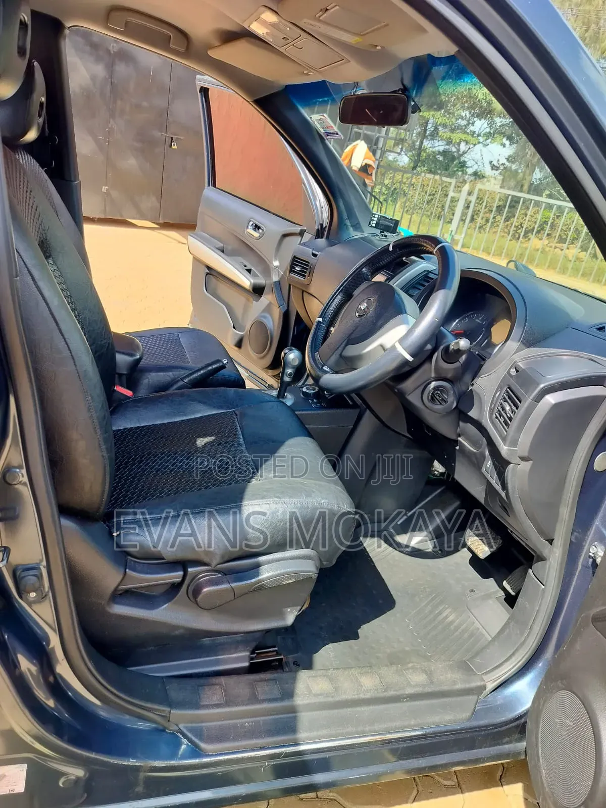 Nissan X-Trail 2012 Blue