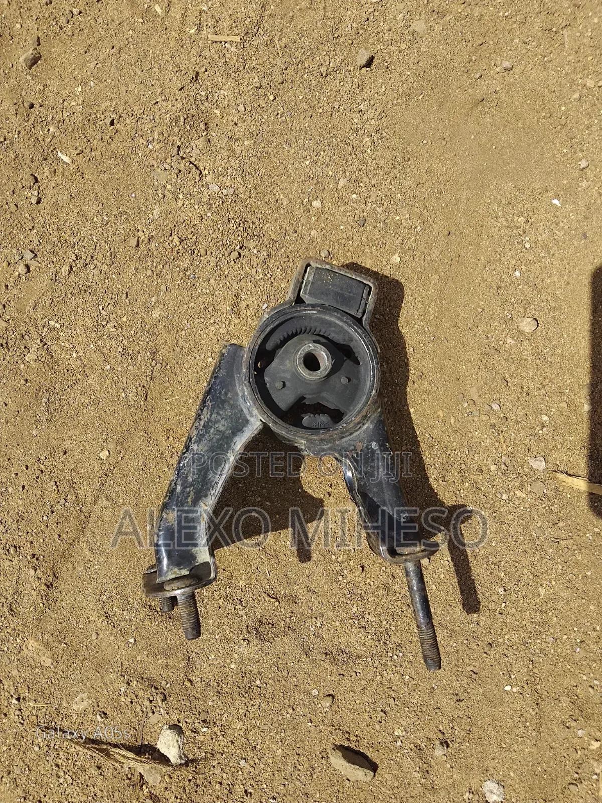 Toyata Fielder / Nze Engine Mounting
