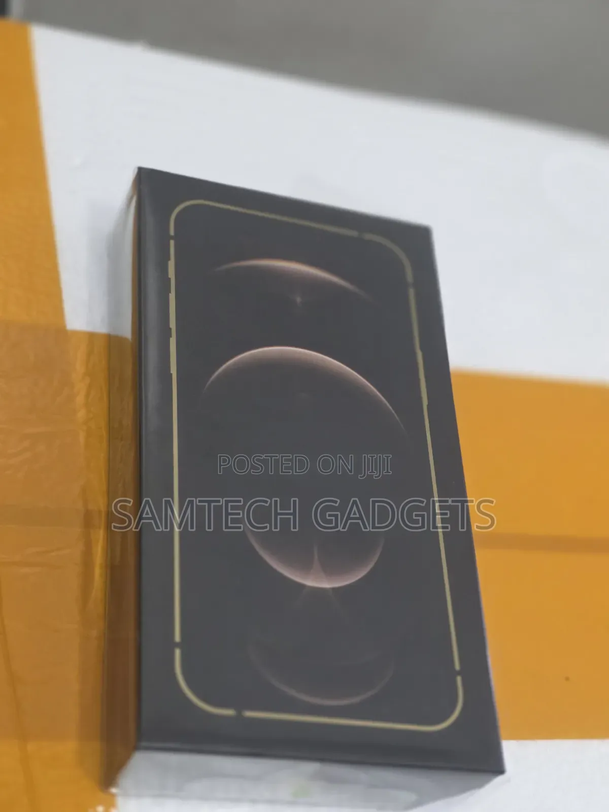 New Apple iPhone 12 Pro 256 GB Gold