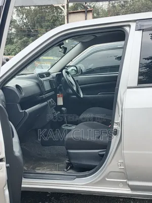 Toyota Probox 2017 Silver