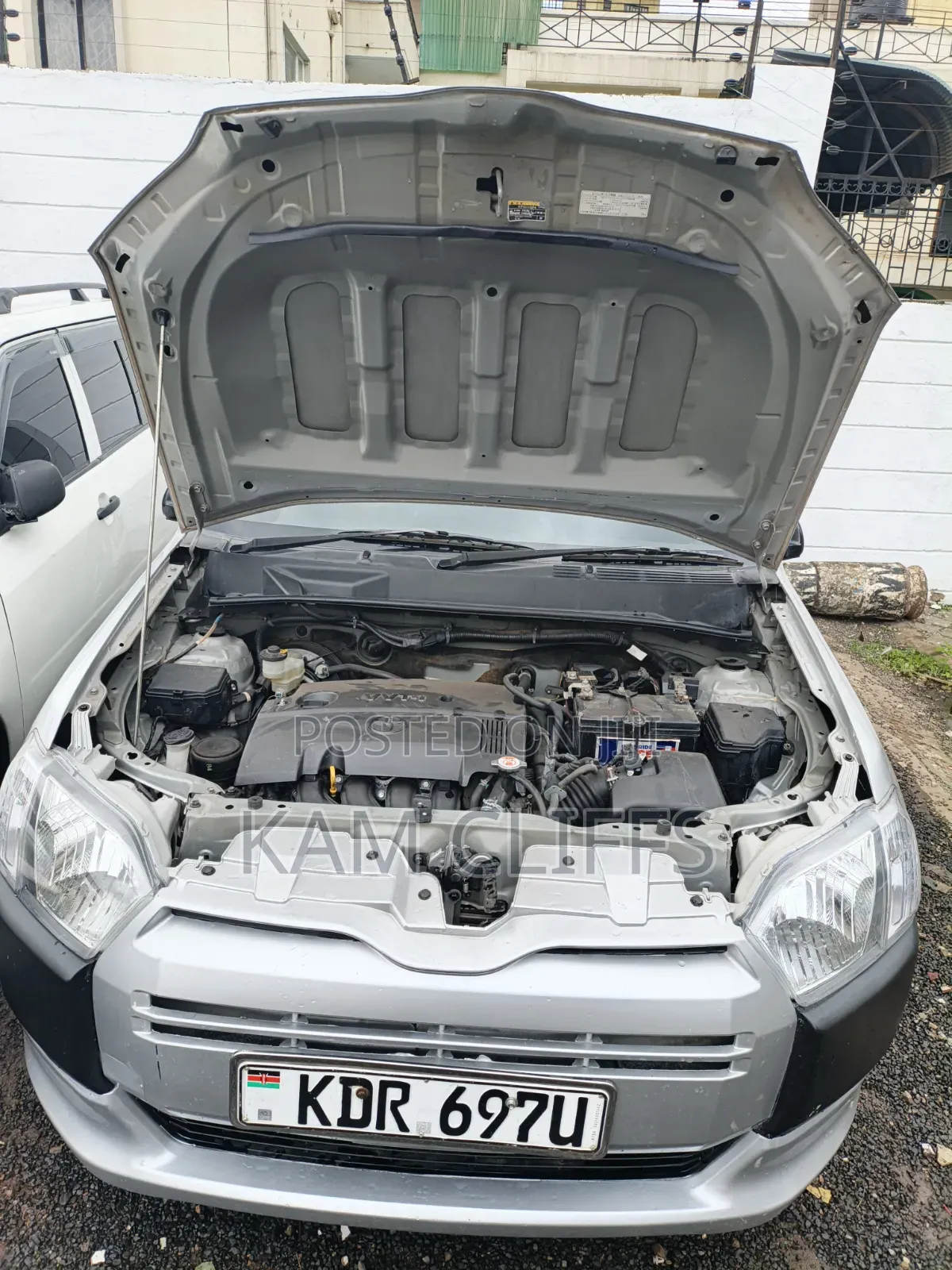Toyota Probox 2017 Silver