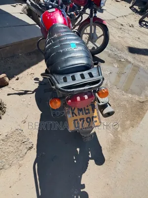 Bajaj Boxer 2024 Red