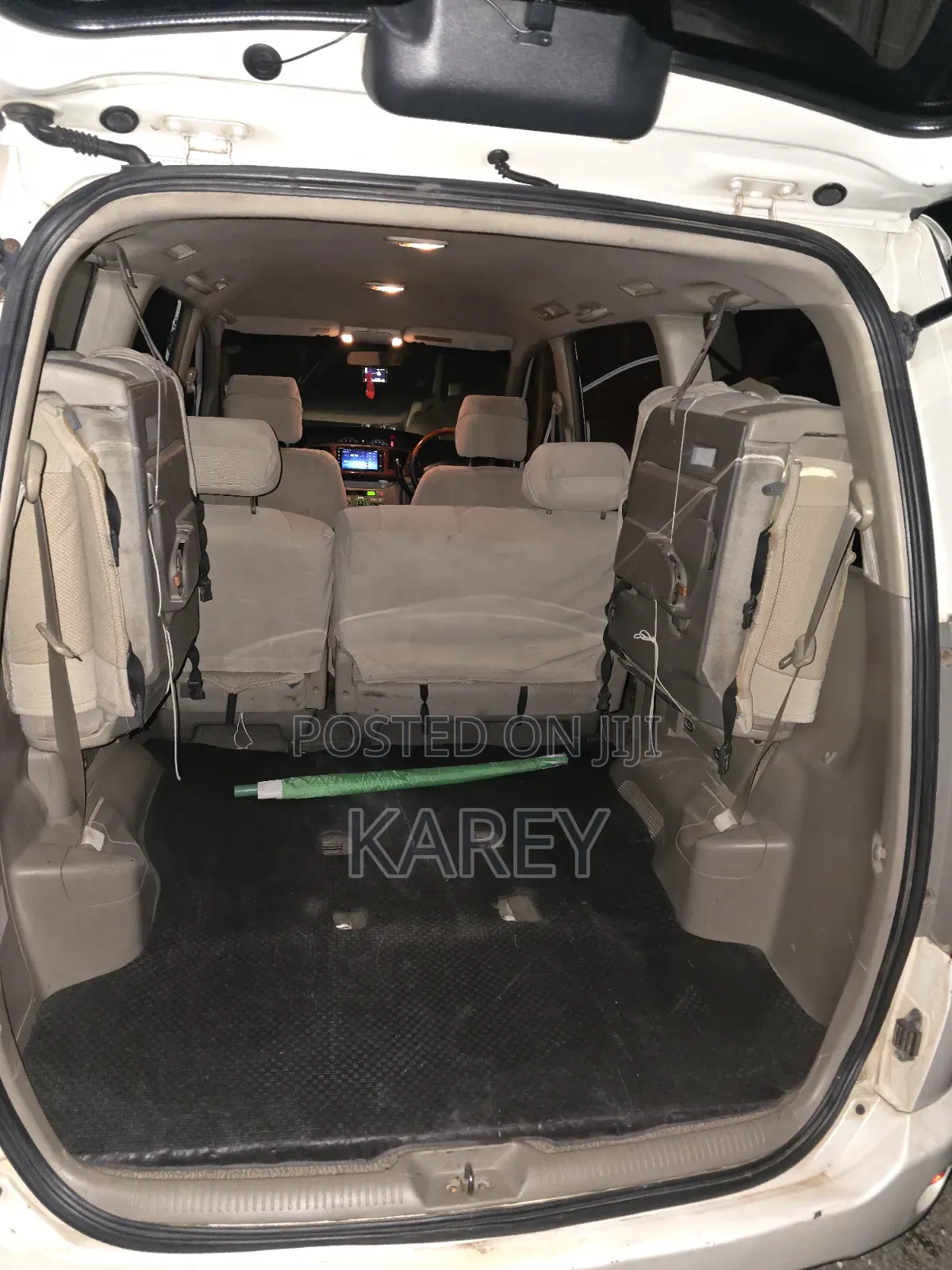 Toyota Noah 2005 White