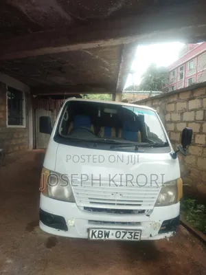 Nissan Caravan (Urvan) 2008 White