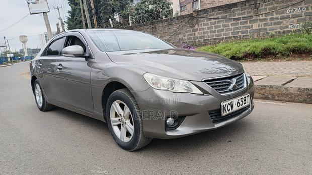 Toyota Mark X 2012 Gray - thumbnail 2