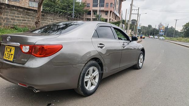 Toyota Mark X 2012 Gray - thumbnail 3
