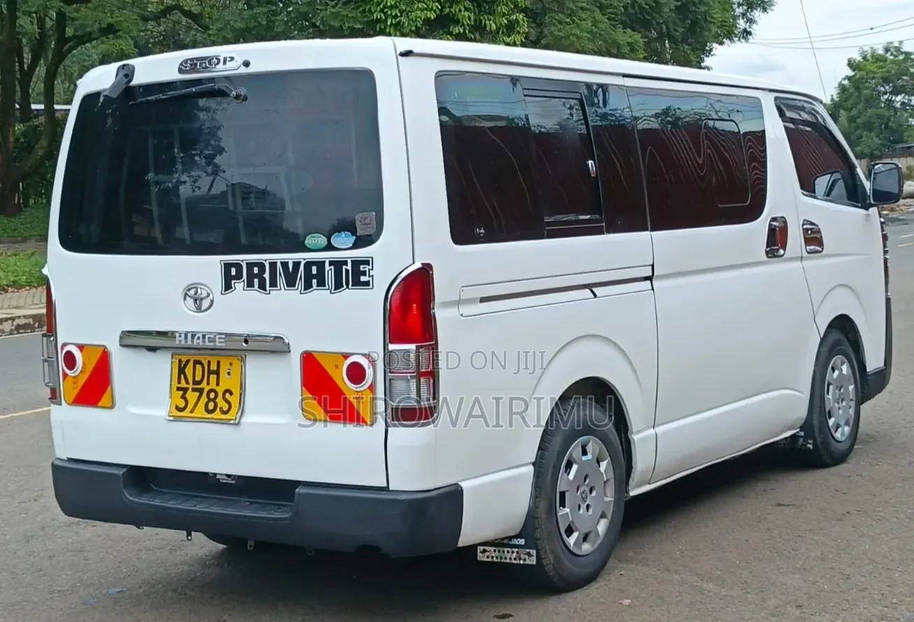 Toyota HiAce 2014 Grey