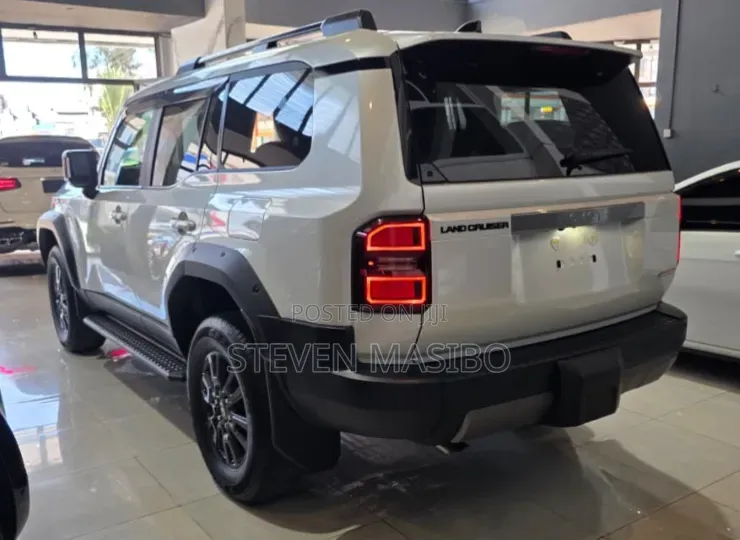 New Toyota Land Cruiser Prado 2024 White