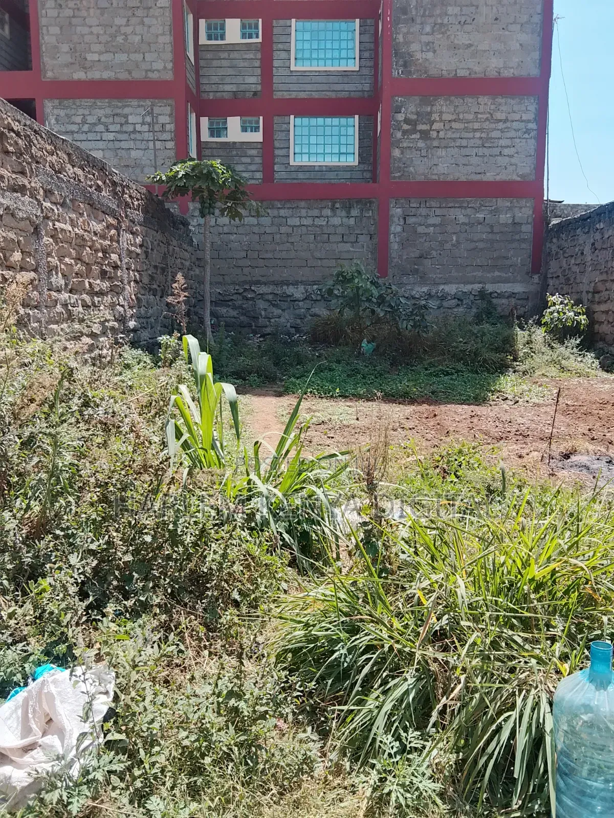 Obama Estate Land for Sale (Come Build Your House)Open for Negotiation