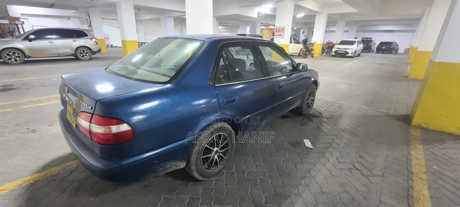 Toyota Corolla 1999 Blue
