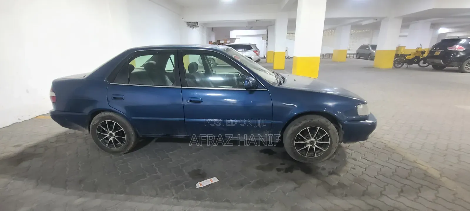 Toyota Corolla 1999 Blue