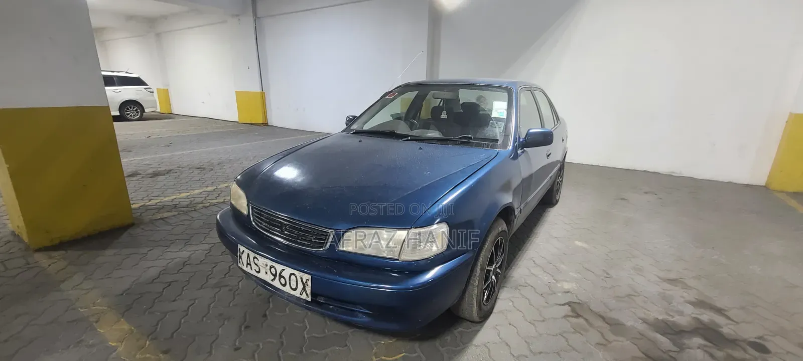 Toyota Corolla 1999 Blue