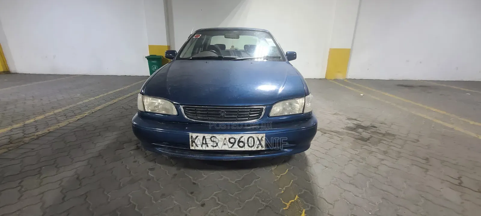 Toyota Corolla 1999 Blue