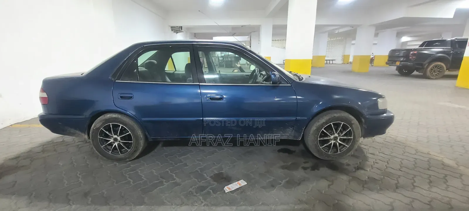 Toyota Corolla 1999 Blue
