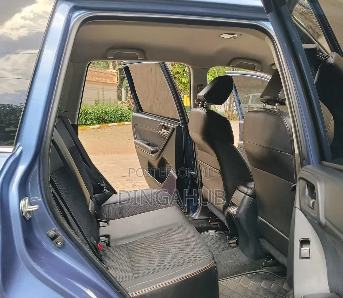 Subaru Forester 2016 Blue