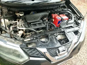 Nissan X-Trail 2014 Green