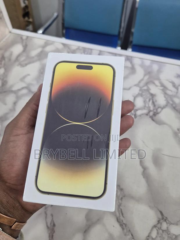 New Apple iPhone 14 256 GB Gold - thumbnail 2
