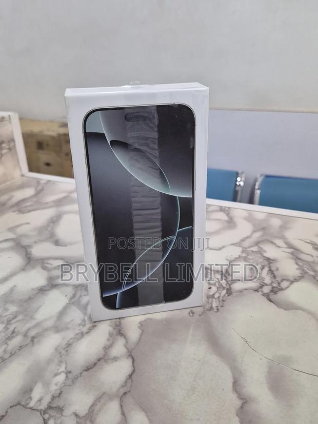 New Apple iPhone 16 Pro Max 256 GB Black - thumbnail 3