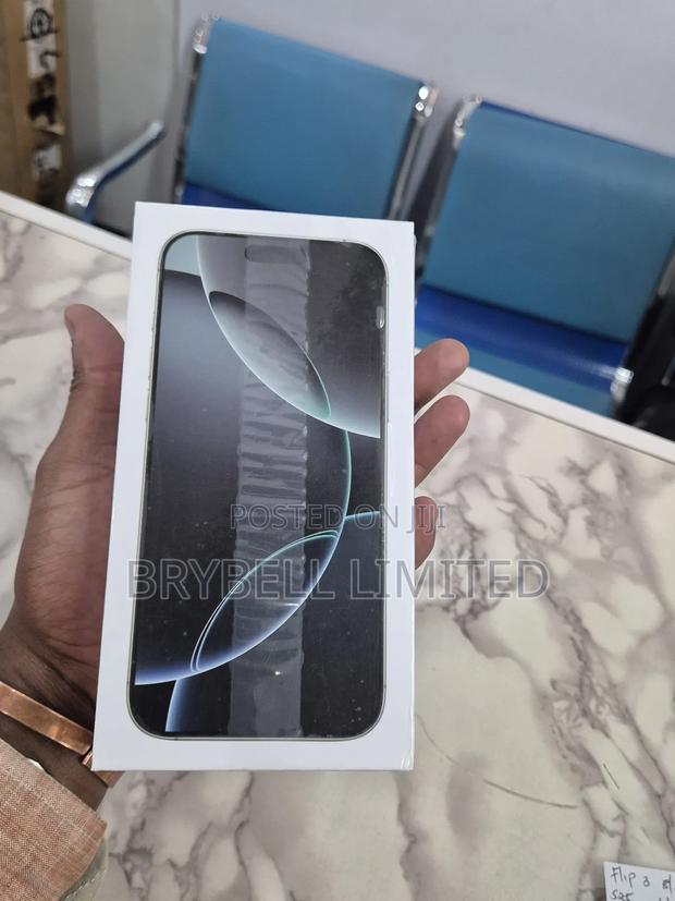 New Apple iPhone 16 Pro Max 256 GB Black - thumbnail 5