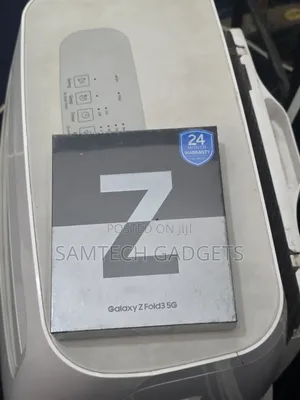 New Samsung Galaxy Z Fold3 5G 256 GB Black
