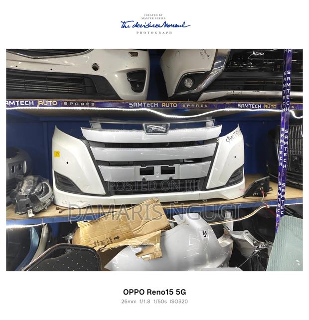 Noah Front Bumper 2018/2019 Available - thumbnail 3