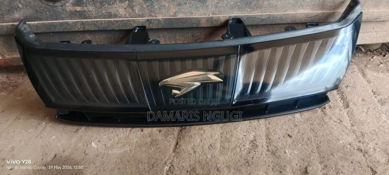 Harrier 2015-2017 Grill Without Radar Sensor