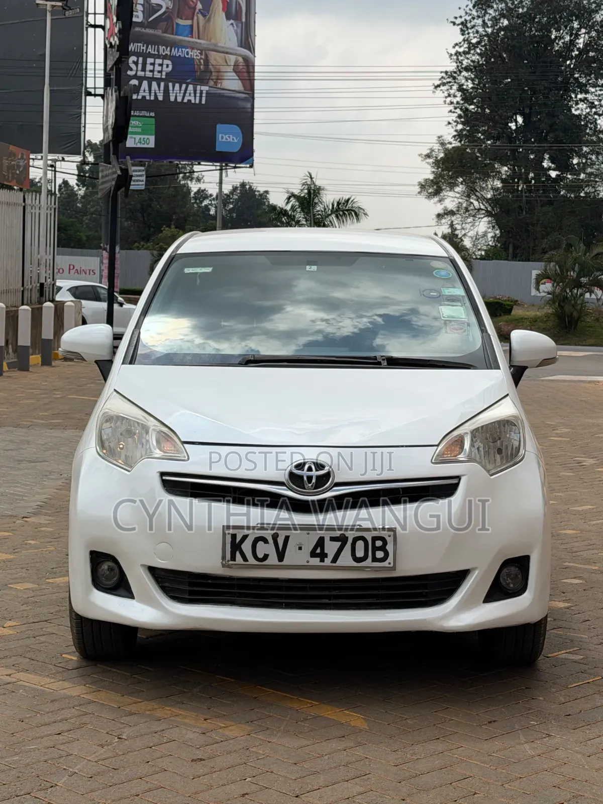 Toyota Ractis 2012 White