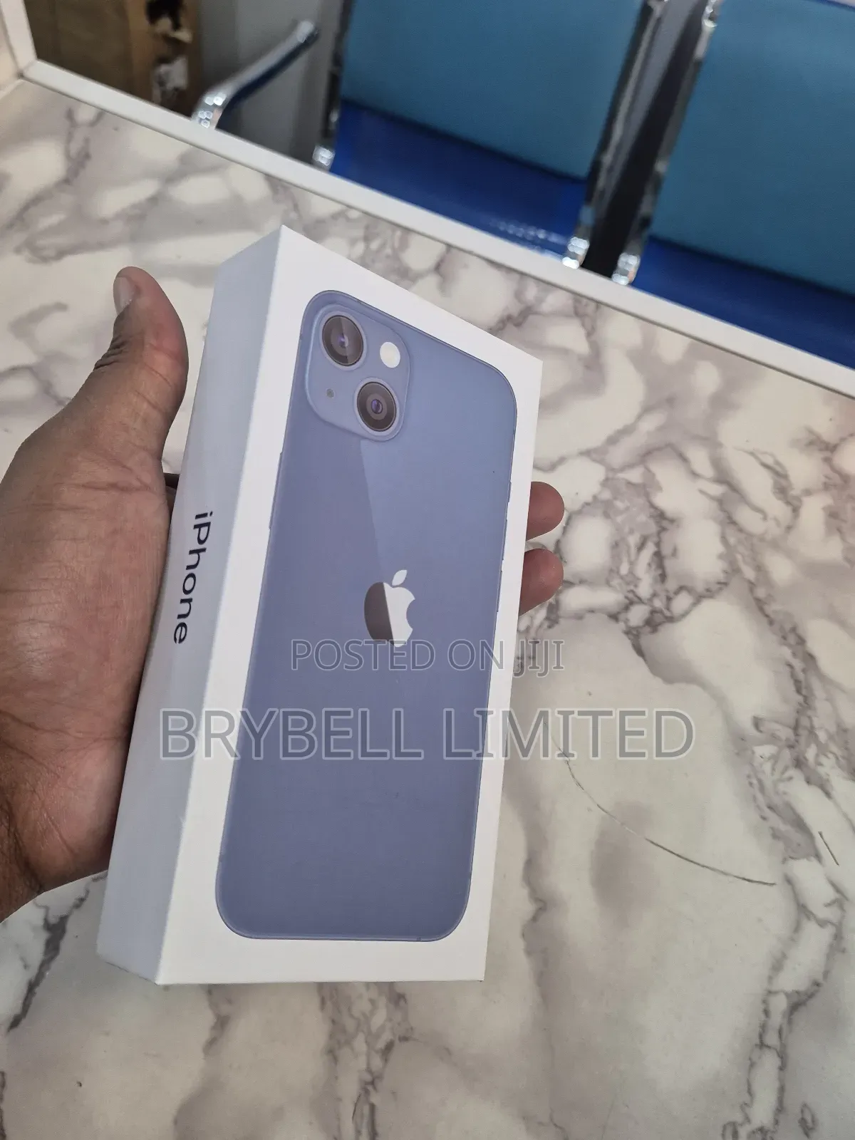 New Apple iPhone 13 128 GB Blue