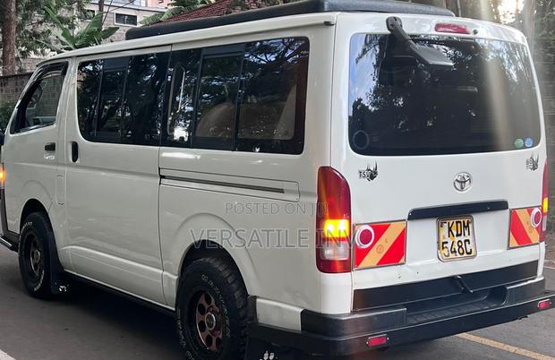 Toyota HiAce 2014 White - thumbnail 6