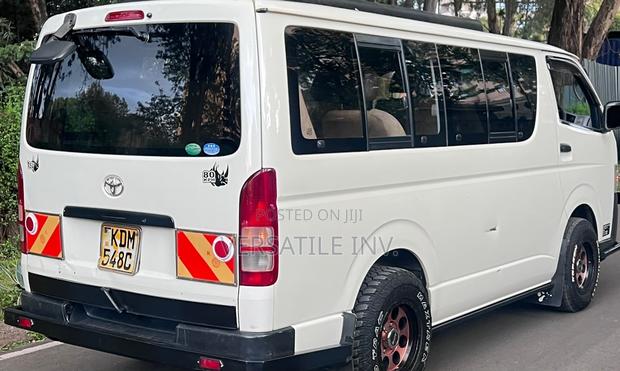 Toyota HiAce 2014 White - thumbnail 11