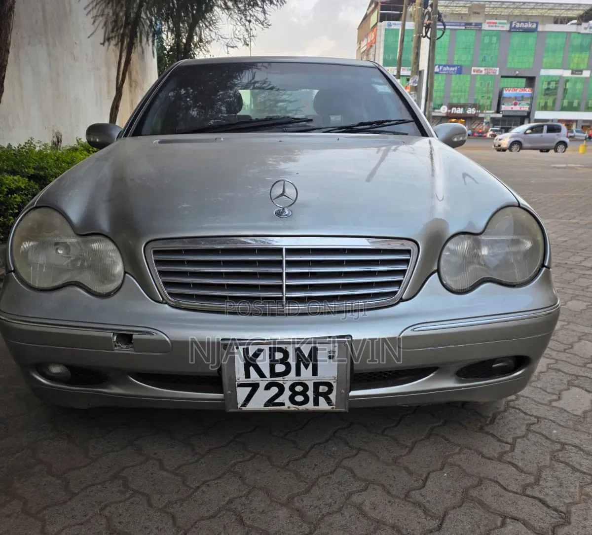 Mercedes-Benz C200 2004 Gold