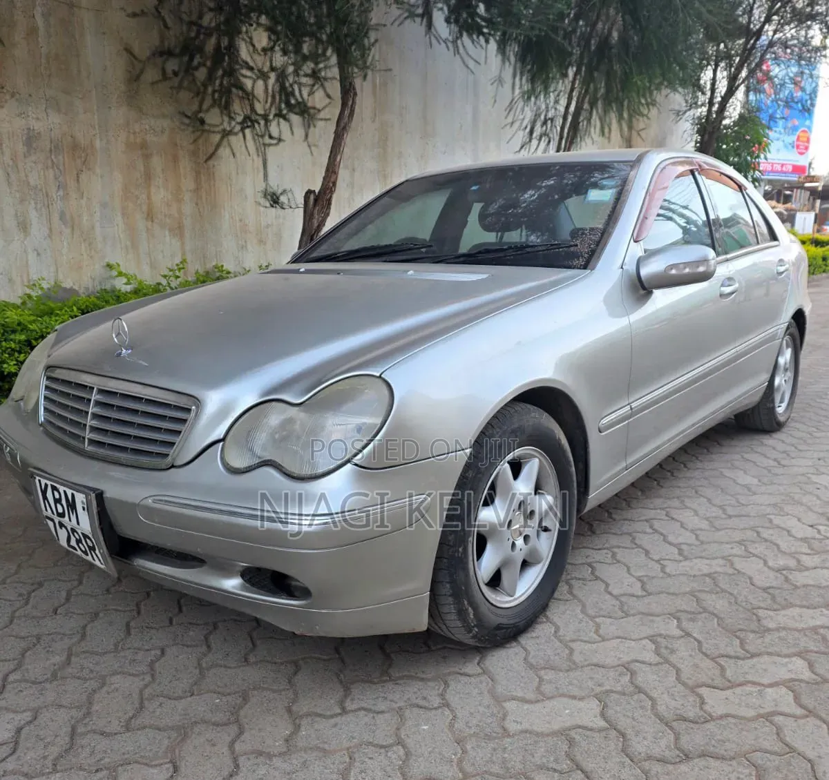 Mercedes-Benz C200 2004 Gold