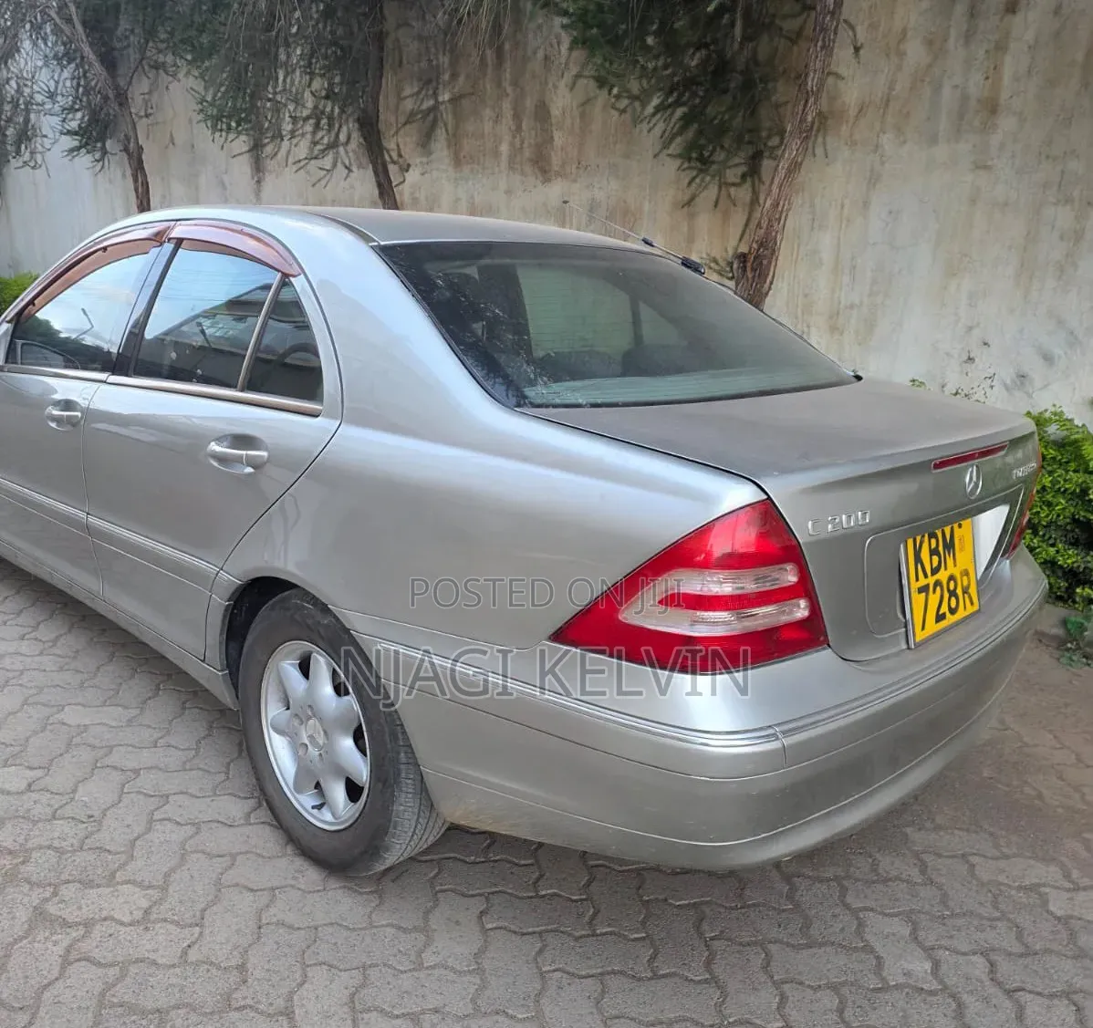 Mercedes-Benz C200 2004 Gold