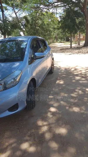 Toyota Vitz 2013 Blue