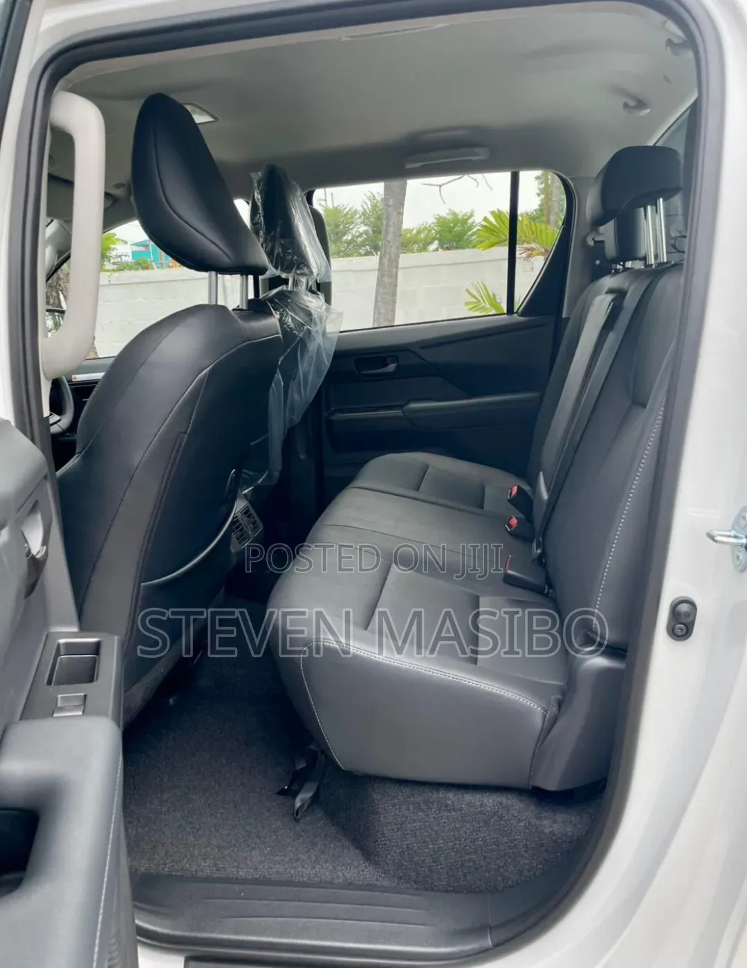New Toyota Hilux 2025 White