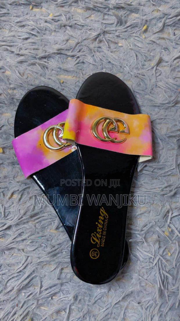 Ladies Flat Shoes - thumbnail 5