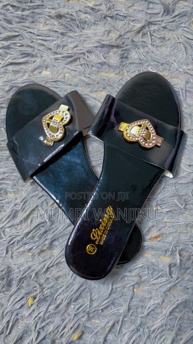 Ladies Flat Shoes - thumbnail 7