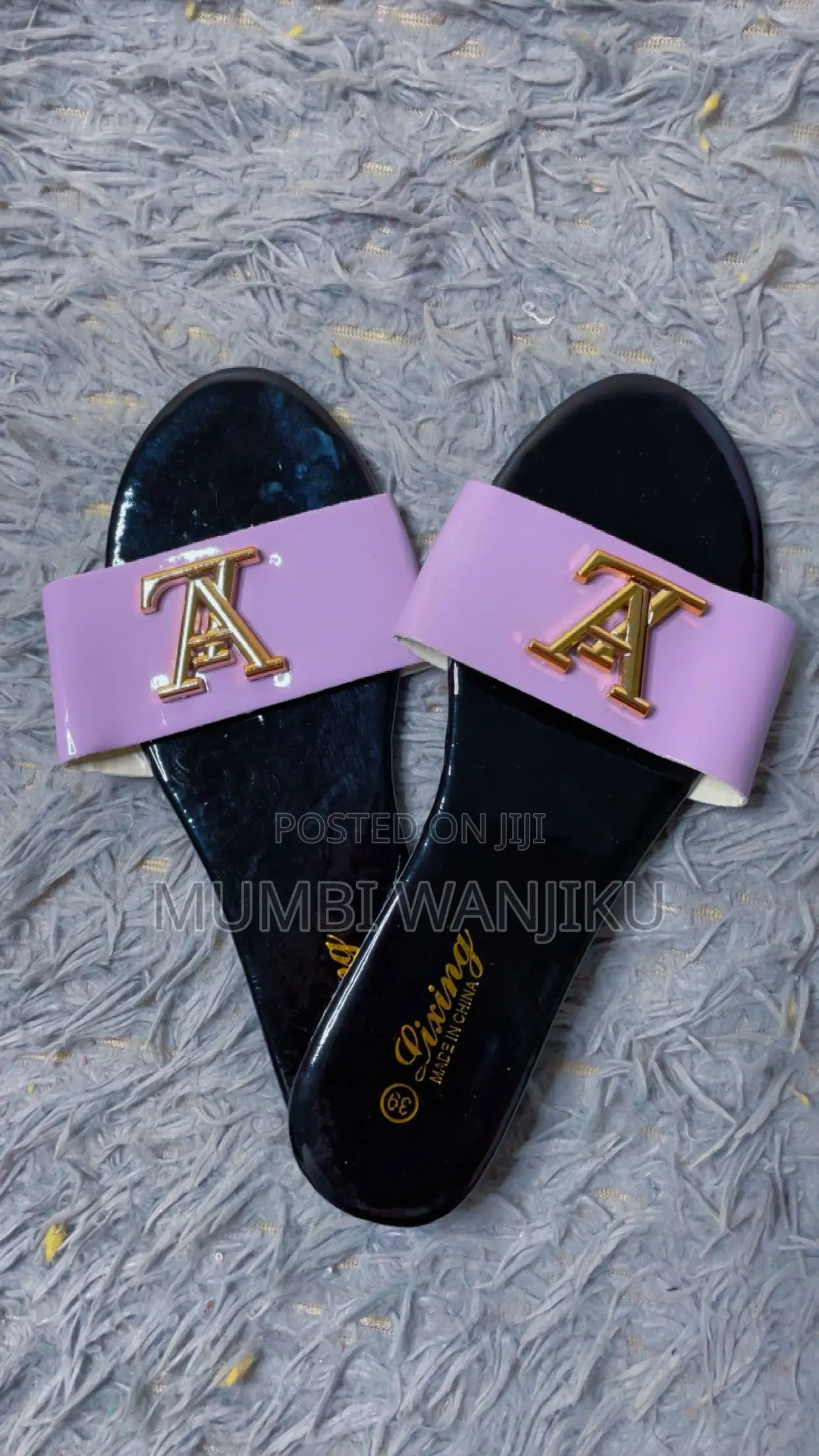 Ladies Flat Shoes
