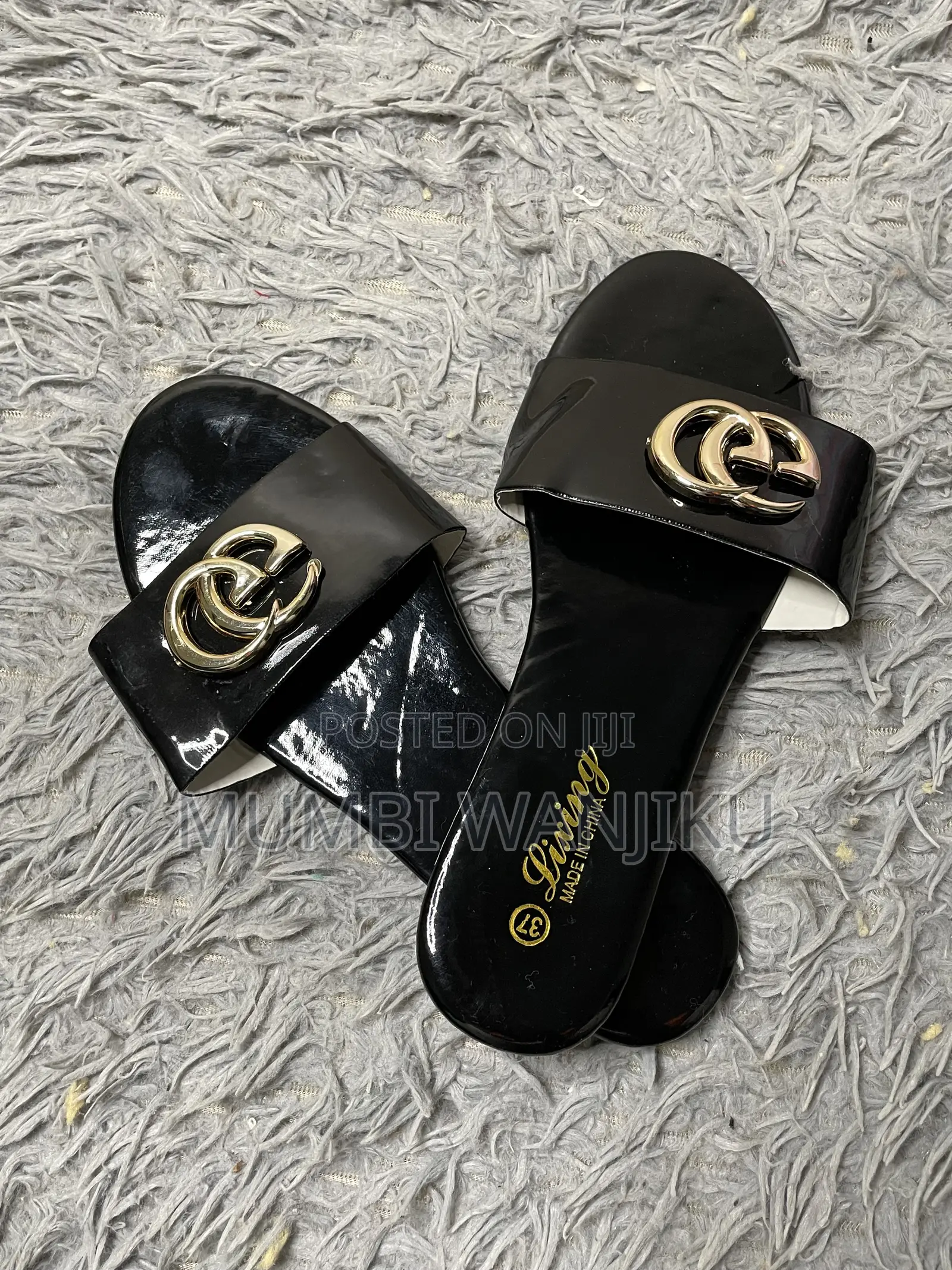 Ladies Flat Shoes